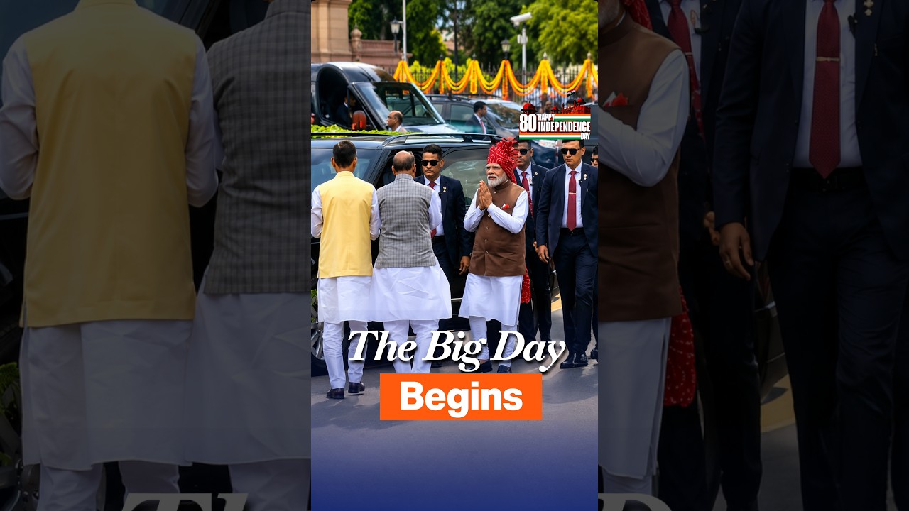 80th Independence Day: PM Modi Arrives At Red Fort To Lead The   Celebrations