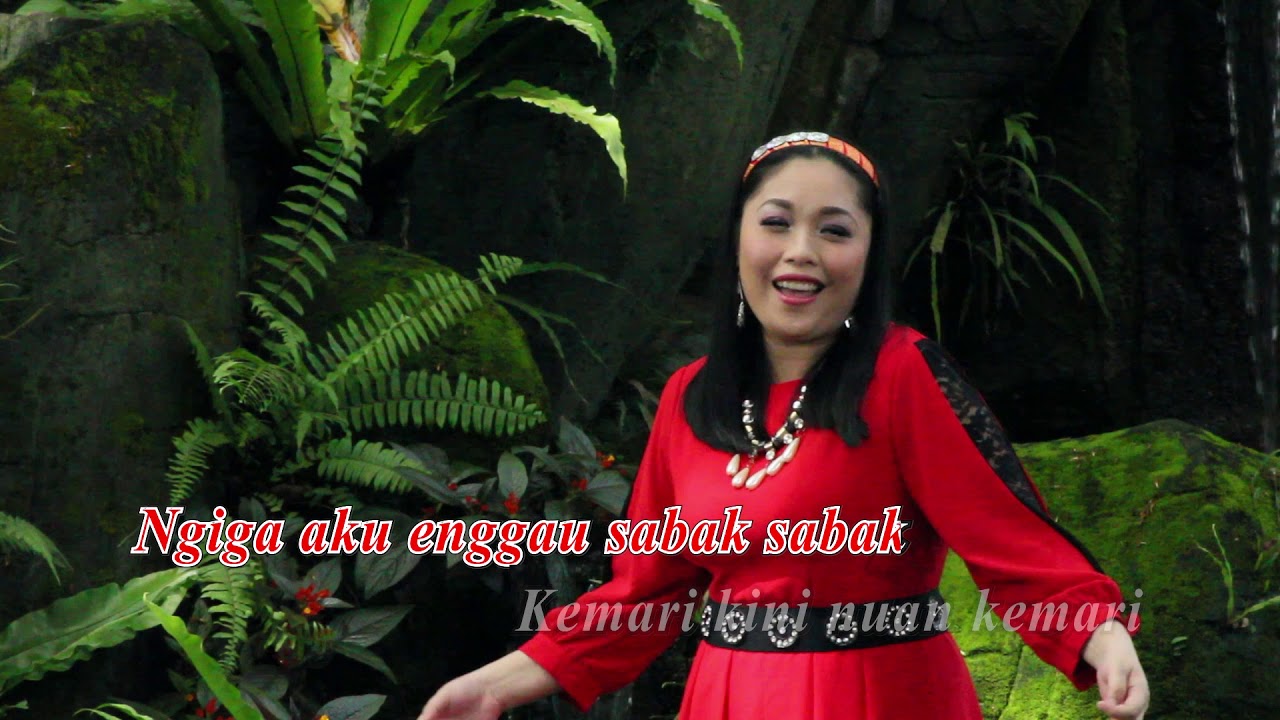 Ngiga Umpan kesa-Lucy M (Official Music Video)