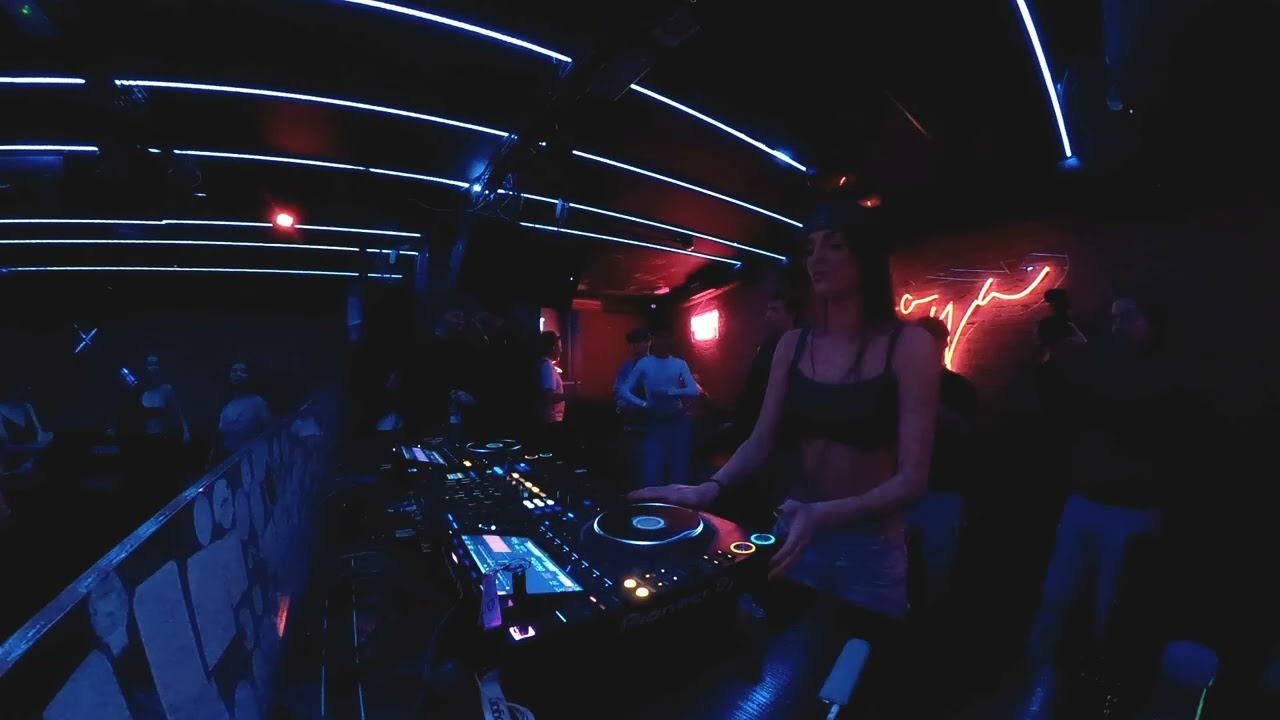 Neotika at Goya Social Club 💋💋