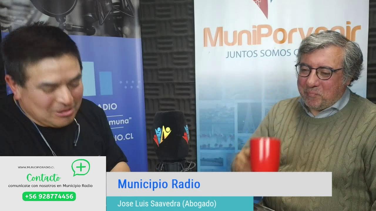 En estudios de Municipio Radio Jose Luis Saavedra (Abogado)