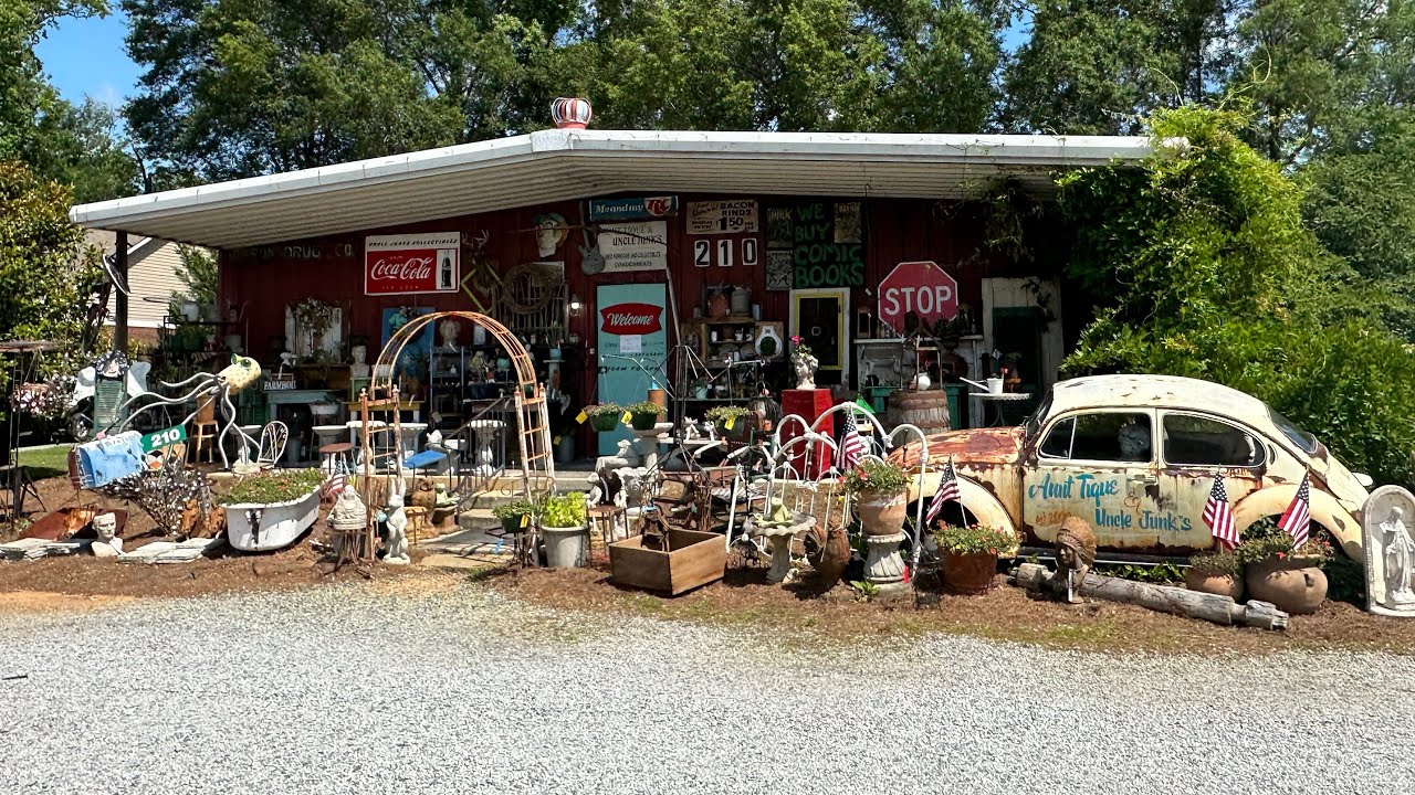 Shopping at an Antique Mall Lets go Antiquing Treasure Hunting Video Vlog