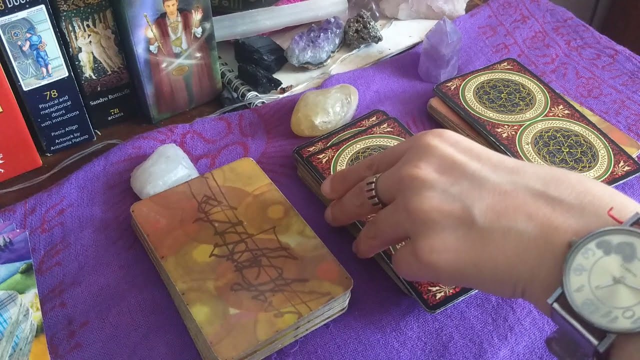 Aún te recuerda ? que recuerda de tí ?TAROT INTERACTIVO 👉😉