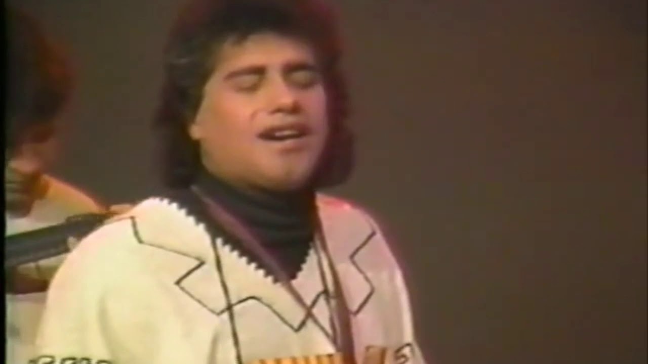 los kjarkas : Charango ; Zampoña ; Quena