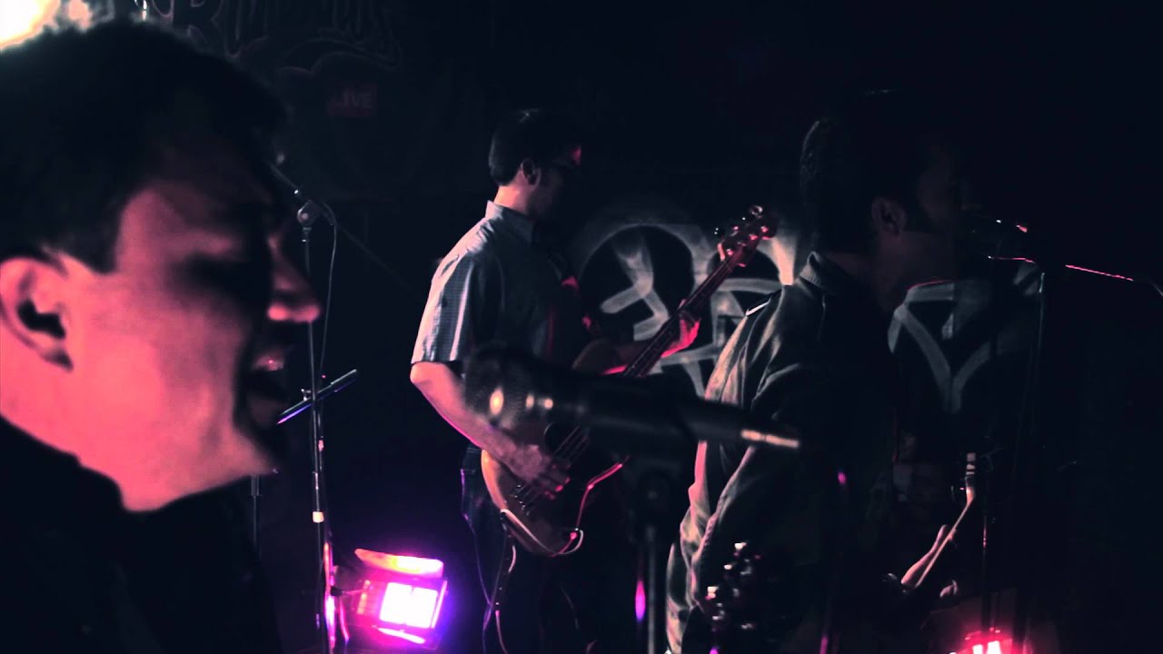 Barra Brava - No Todo Esta Bien (En Vivo@Bambinos Live)