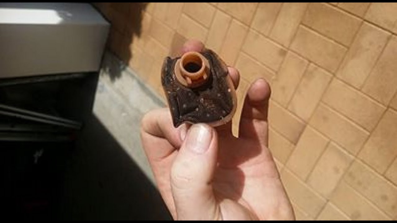 How to change a fuel filter | V-Strom