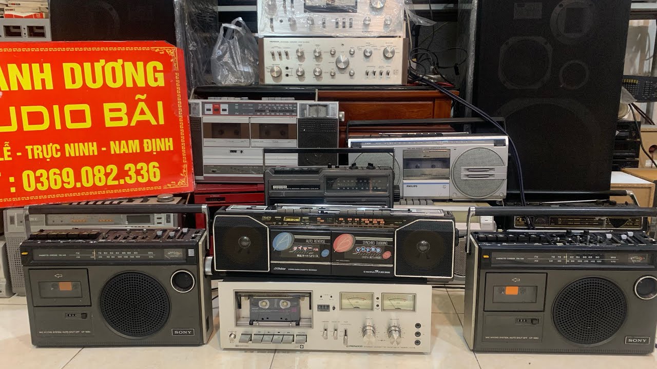 Đài Sony CF-1980 giá bán từ 700k. Đầu băng cassette Pioneer CT-6. Lh:0369082336