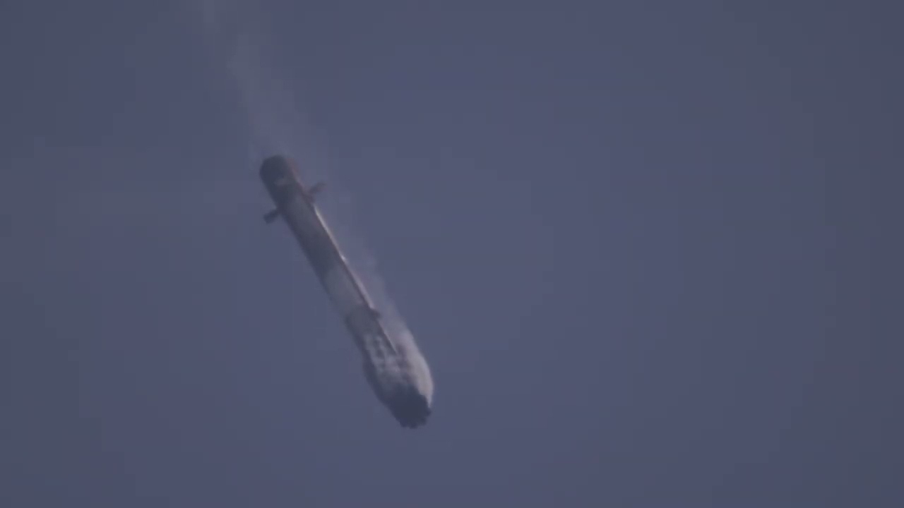 Highlight clip of my Cygnus NG-21 CRS launch and return. See the full video here on my channel.