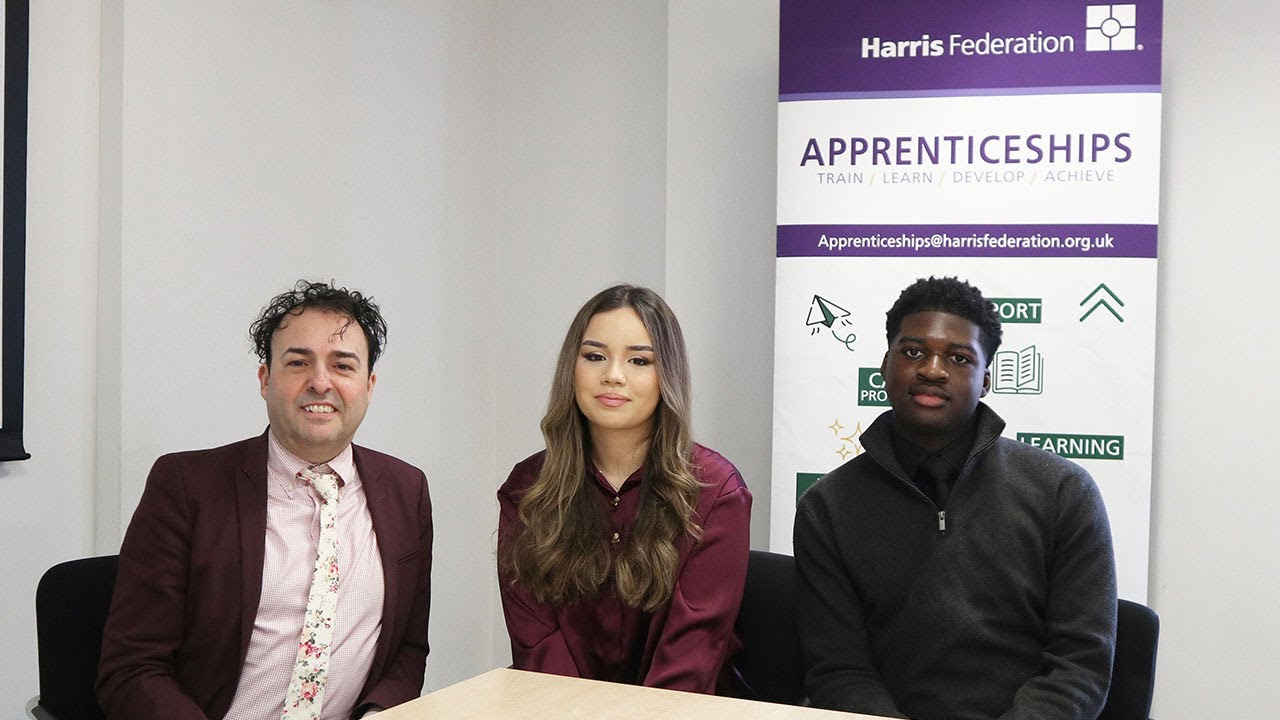 Coaching discussions with apprentices | Harris Federation