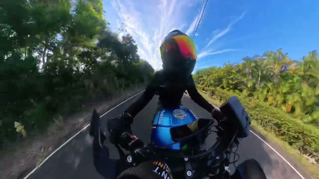 YAMAHA XSR 900 - FULL M4 EXHAUST & DNA stage 2 air filter 