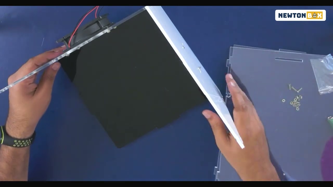 Construction of a Automatic Indoor Garden (Video 2) - Newton Box Edu