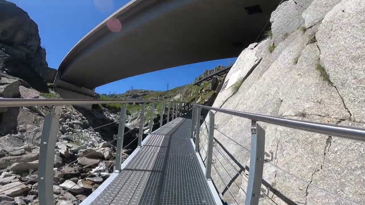 Bike tour from Andermatt to Airolo