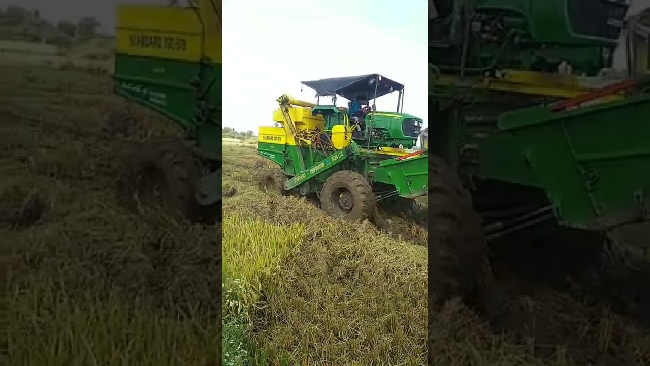 JCB pulling harvester //5075