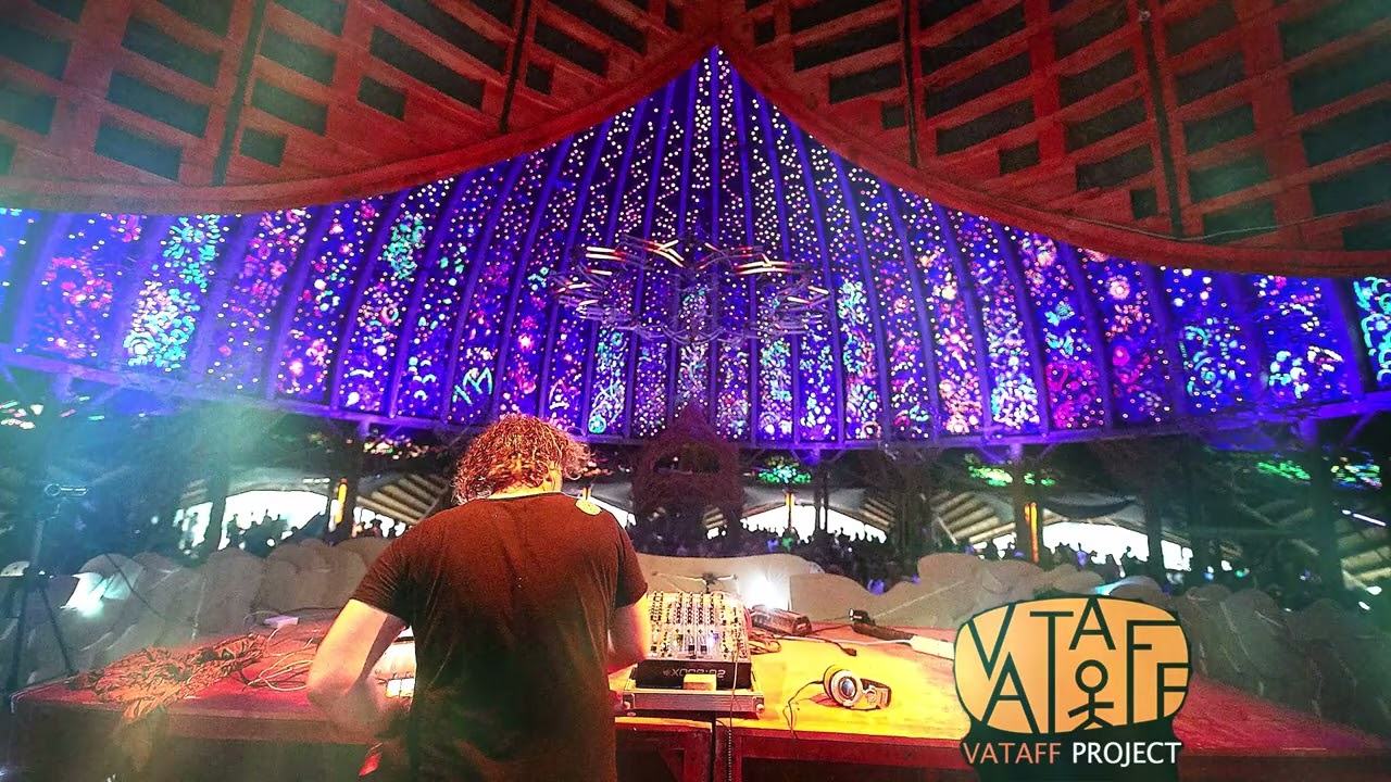 [Chill Space Mix Series 050] Vataff Project - Cosmic Frequencies Mix