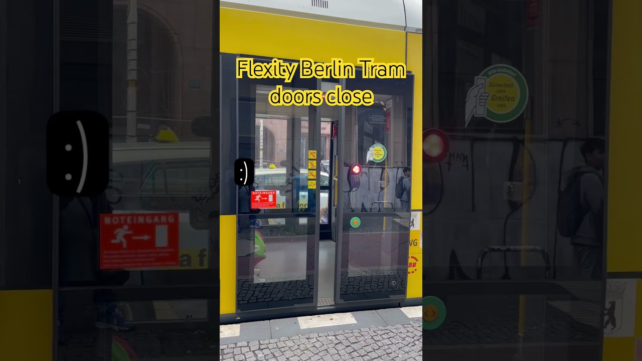 Flexity Berlin Tram doors closes