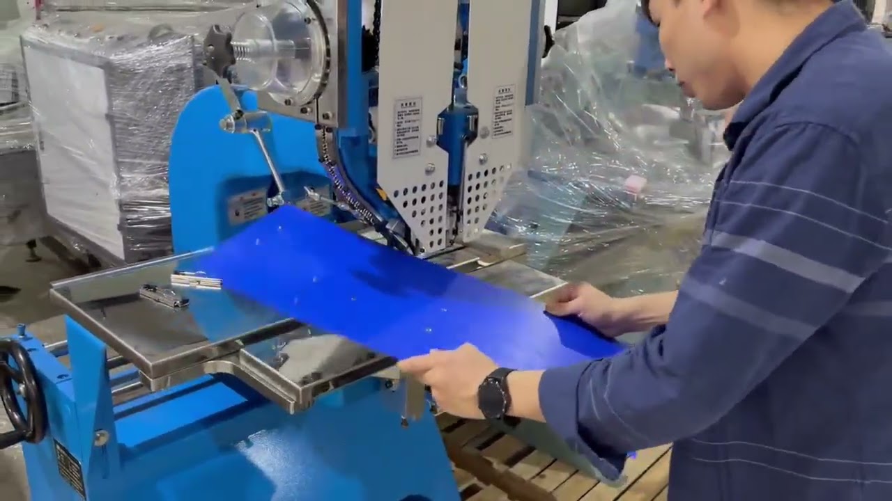 RM-LR1 P&oacute;łautomatyczna nitownica dwugłowicowa  | Infograf Sp. z o.o.