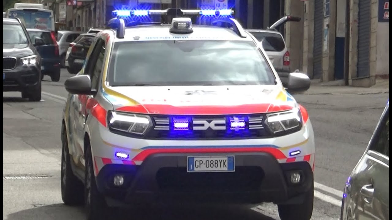 AutoMedica + Ambulanza Misericordia Cosenza in emergenza - Italian ALS Car and Ambulance responding