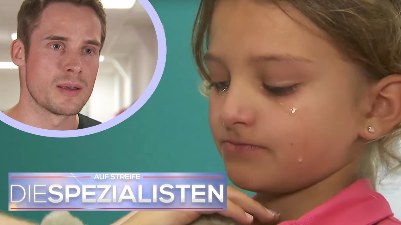 Hilfe! Mona hat überall schmerzen! Ist ihr Papa Schuld? | Die Spezialisten | SAT.1