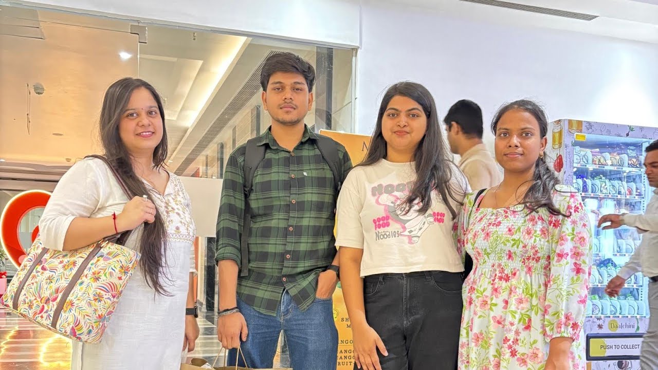 Sector 51 mall gurgaon/gurugram ll zudio collection ll #gurugram #mall #shopping #zudio #vlogger