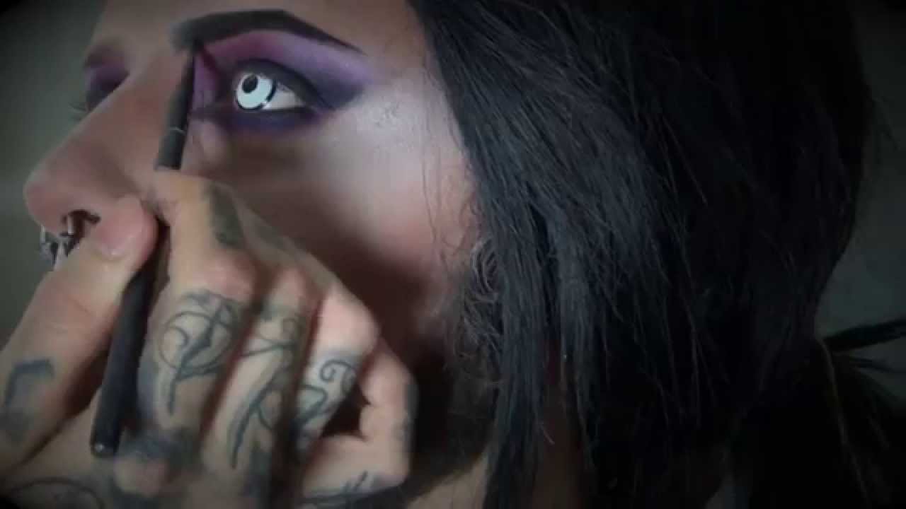 Goth Make Up Tutorial
