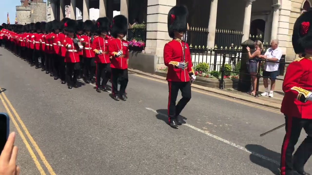 Coldstream Guards marching back from Windsor Castle, 2025-06-13 part 1