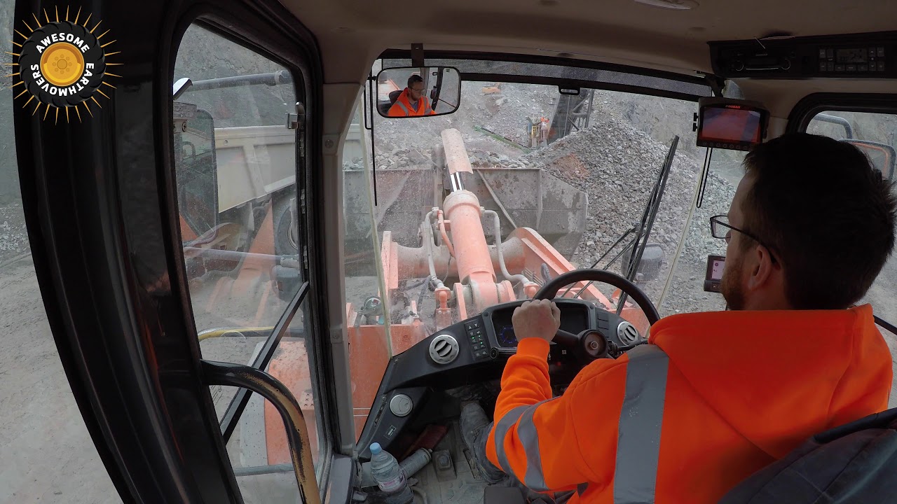 Doosan DL450 Wheel Loader in Cab View