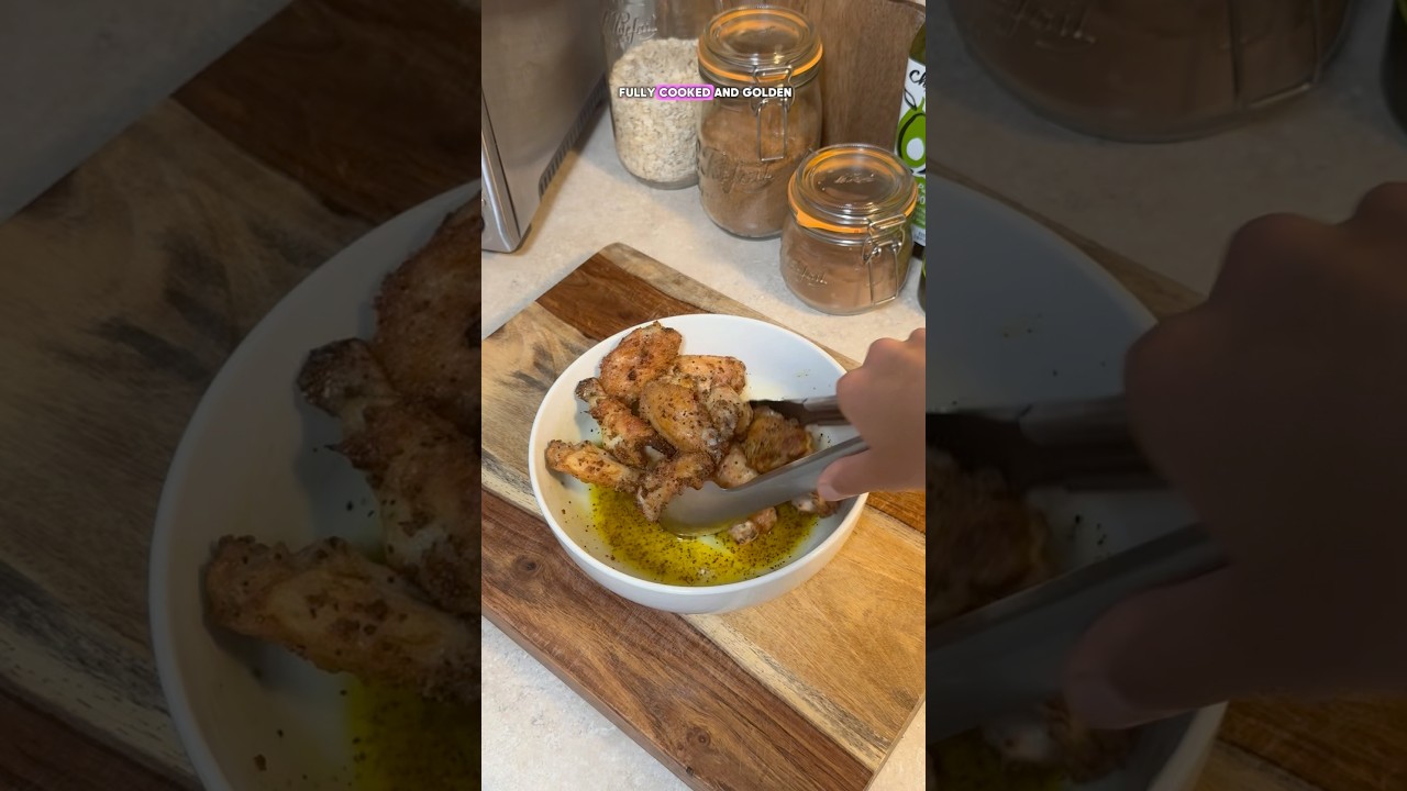 Crispy Baked Lemon Pepper Wings🔥🍋#motivation #cooking #food #easyrecipe #wings #crispy #shorts