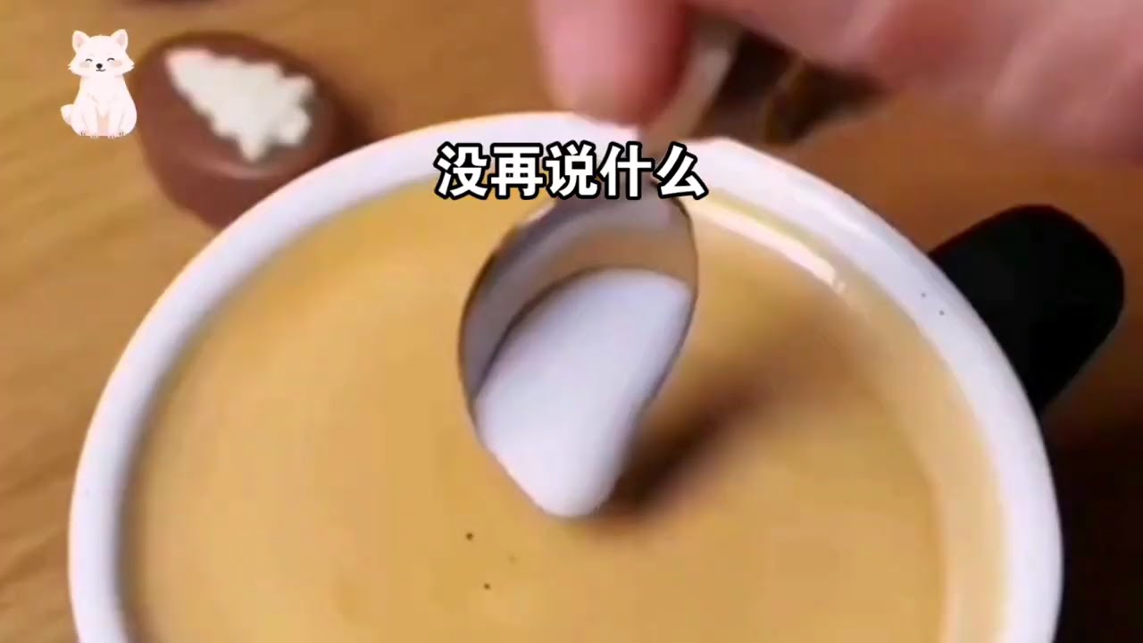 【百合】参加生活综艺，我本想默默在里面当一个背景板-百合双女主GL小说-没想到却被女嘉宾们集体围攻，高冷影后把我推在墙上。