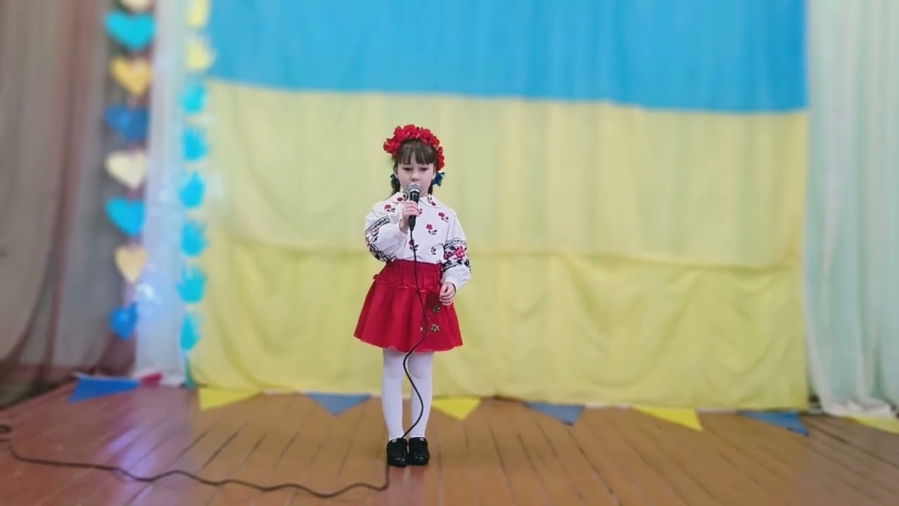 Добрий день, матусю Україно! Виконує Ворушило Віка, 5 років