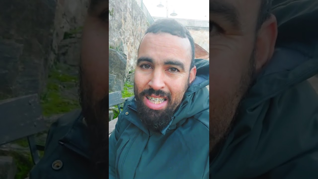 البط 🦢 يأكل الطايب و هاري 😅