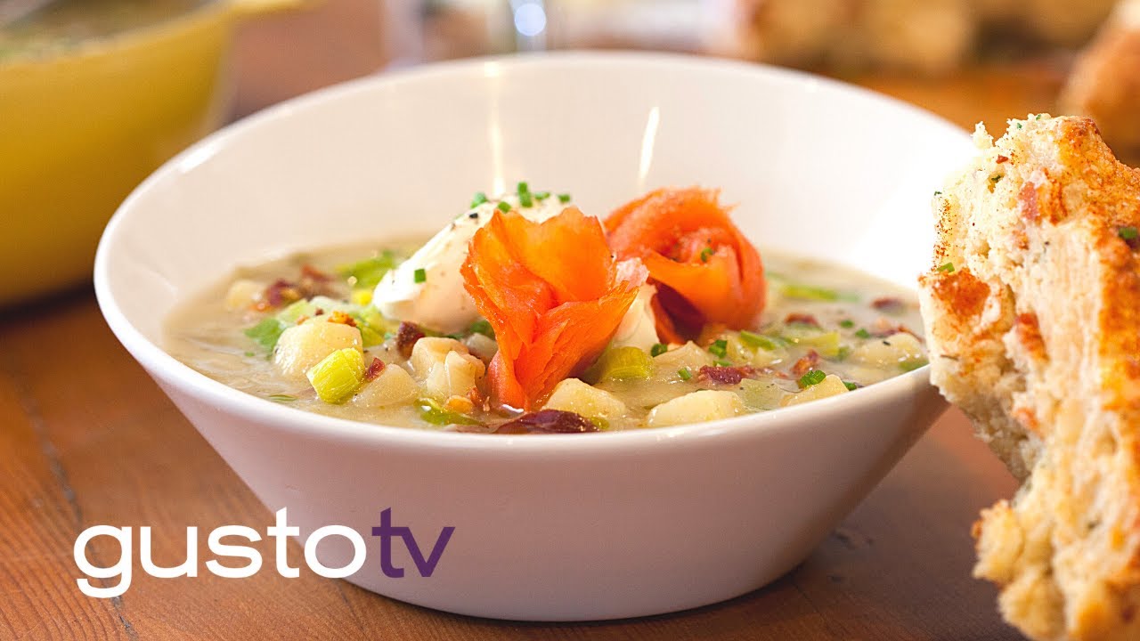 this creamy potato & leek soup is SO simple | bonacini's italian christmas