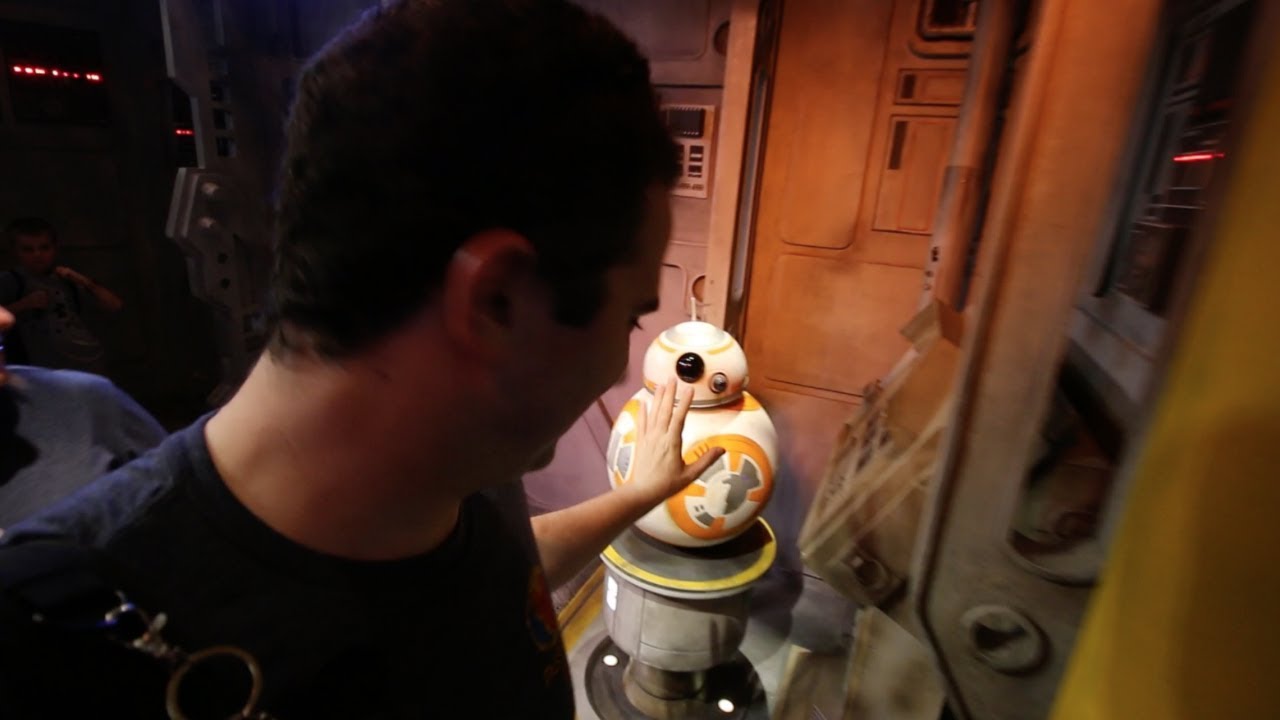Trapped by BB-8! Tower of Terror and Chocolate for Breakfast at Woody's Lunch Box
