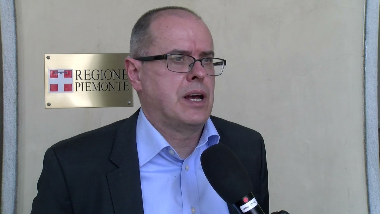 Seminare fiori per aiutare api e raccolti