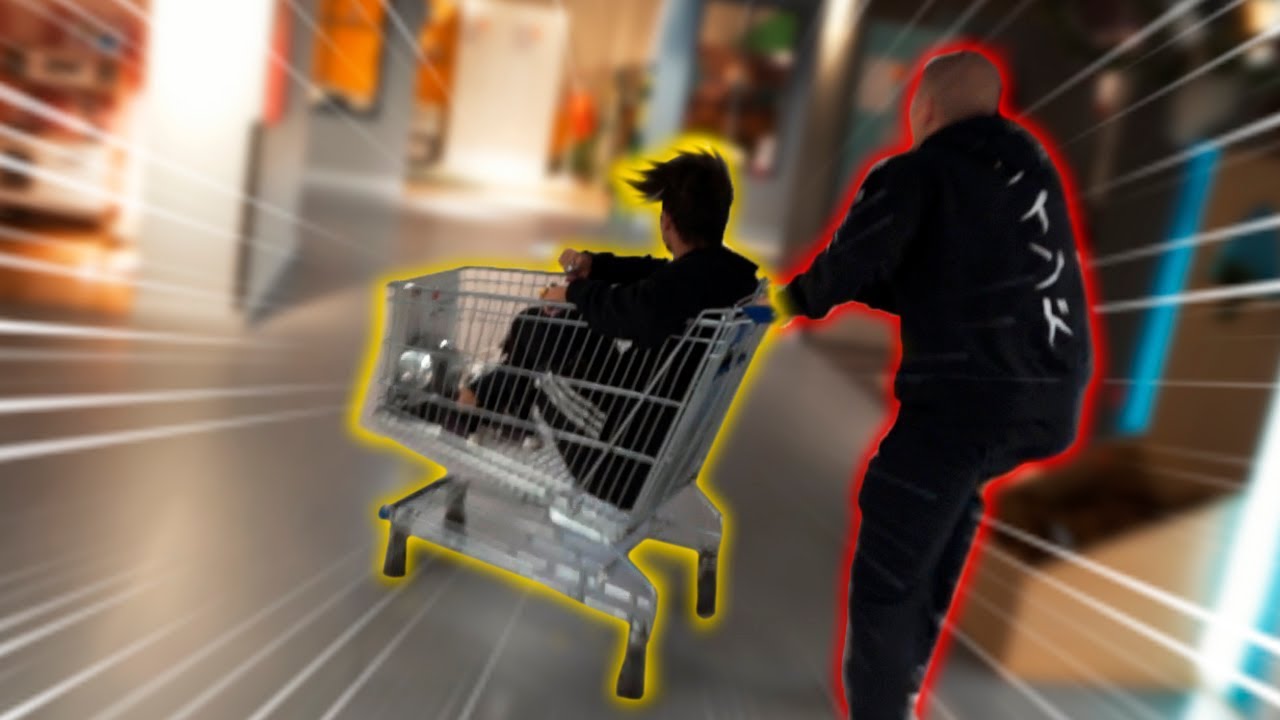FIZEMOS BOSTA NO SHOPPING ( IKEA )