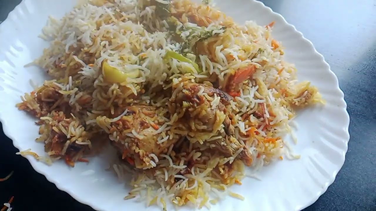  Kache chicken ki Baryani