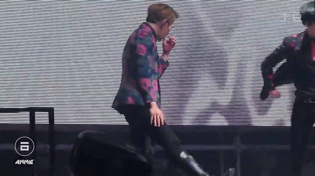 140309 SHINee World III in Seoul - Like a Fire Onew ver.