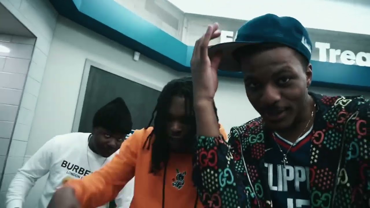 Chi Foolie - PourAh4 ft Kezzoakari x CEO Von