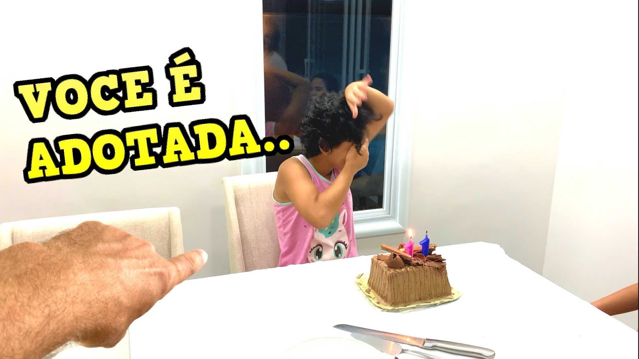 UMA PERGUNTA FREQUENTE, A CAROL &Eacute; ADOTADA?