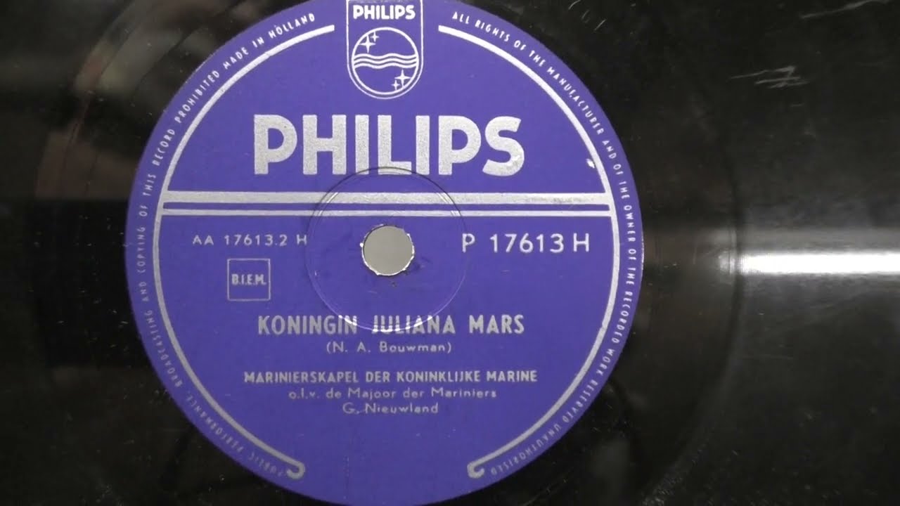 Marinierskapel der Koninklijke Marine: Koningin Juliana mars. (ca 1955).