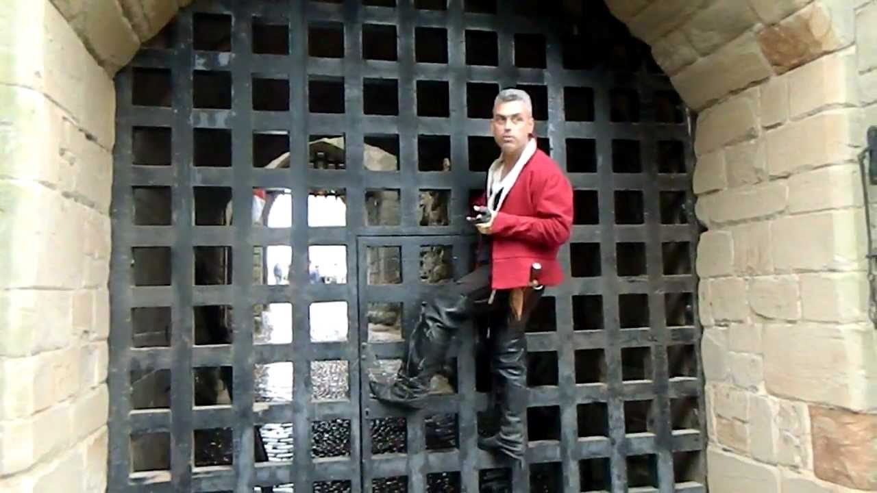 Raising the Portcullis at Warwick Castle.