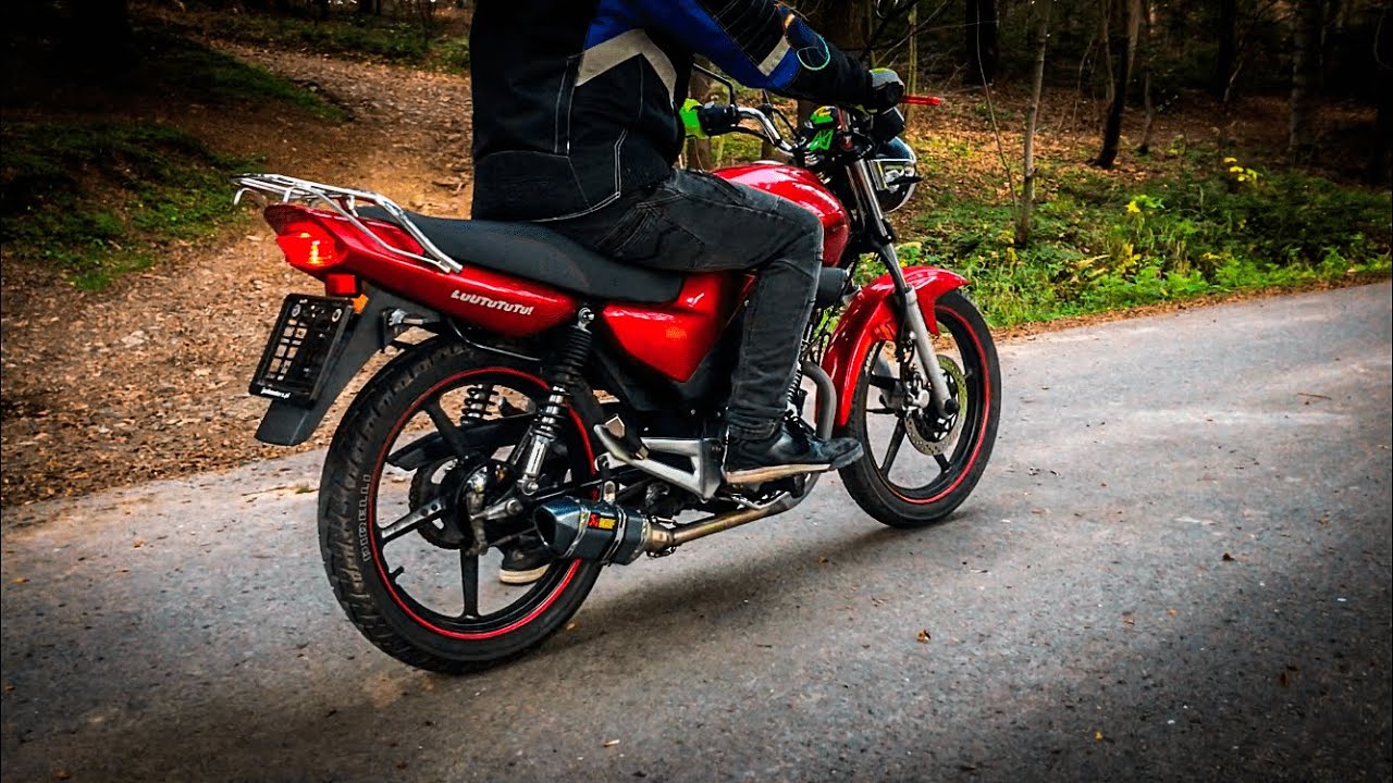 RED YAMAHA YBR 125 - Akrapovič (exhaust sound, rev limiter )