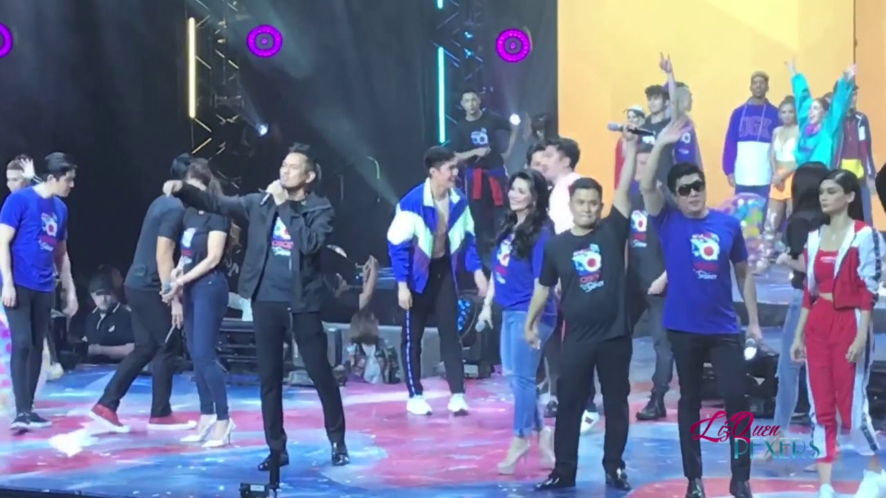 LizQuen Moment in ASAPSydney
