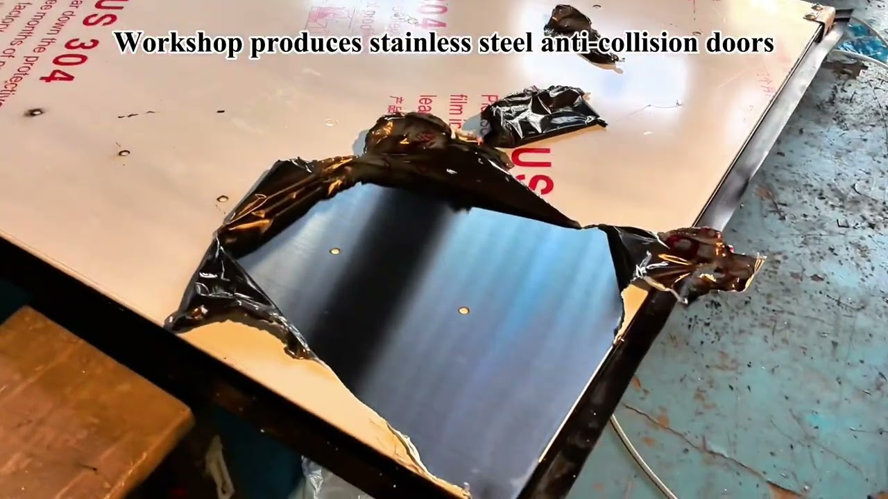 🚪 Stainless Steel Traffic Door Production