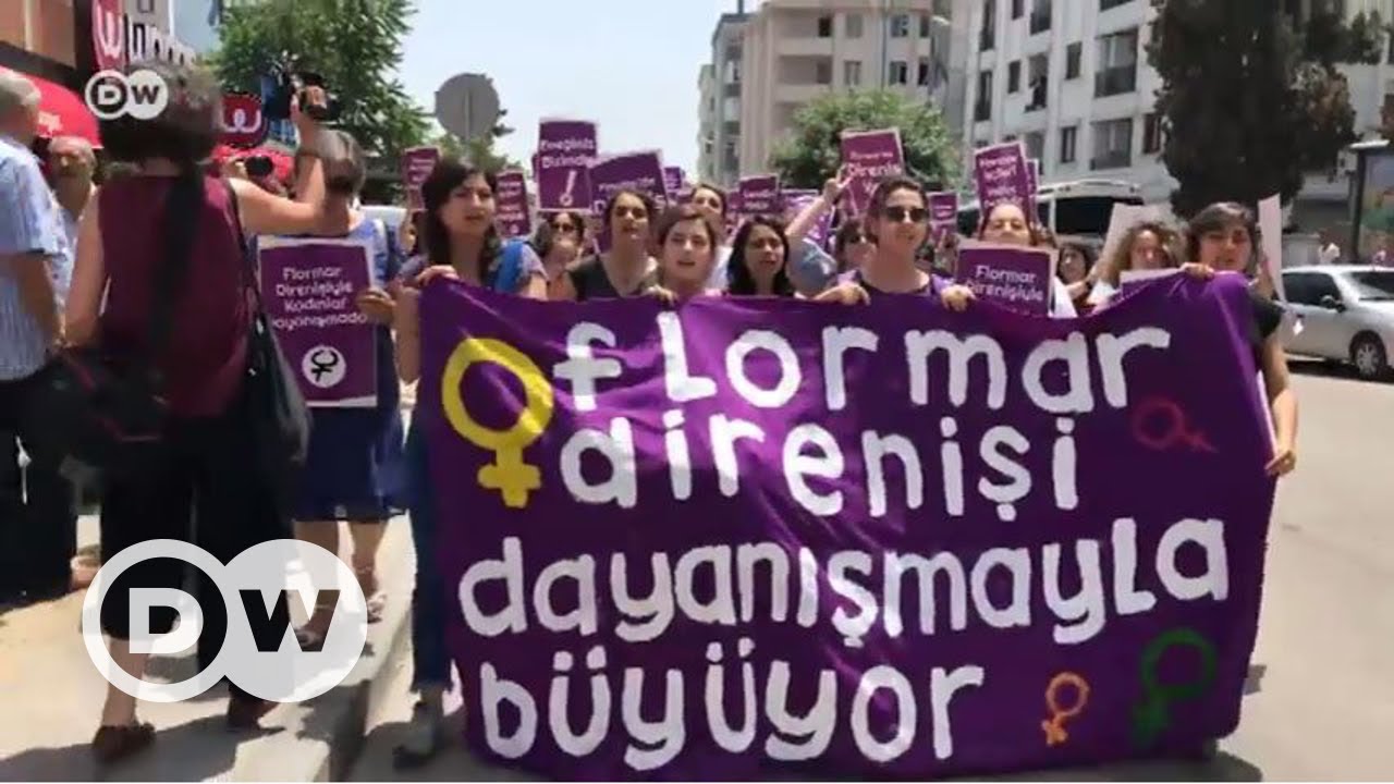 Feminist kadınlar Flormar işçileriyle buluştu - DW Türkçe