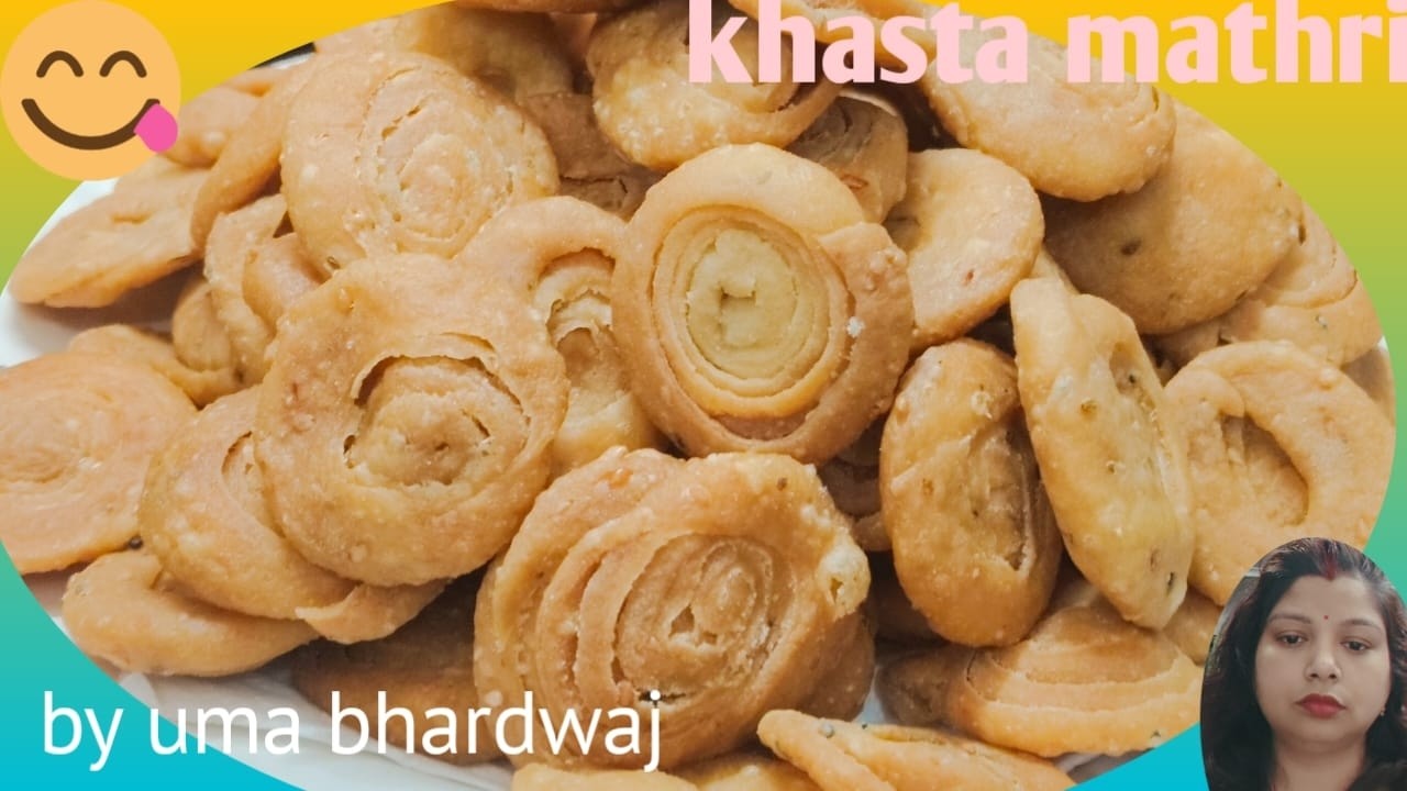 एक बार बनाइए माहिने भर खाइए | Khasta masala mathri |#umabhardwajkitchen