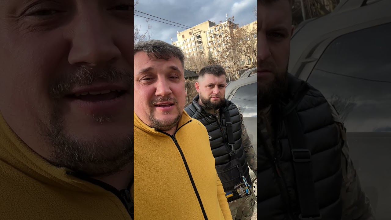 А кто это к нам приехал в гости?