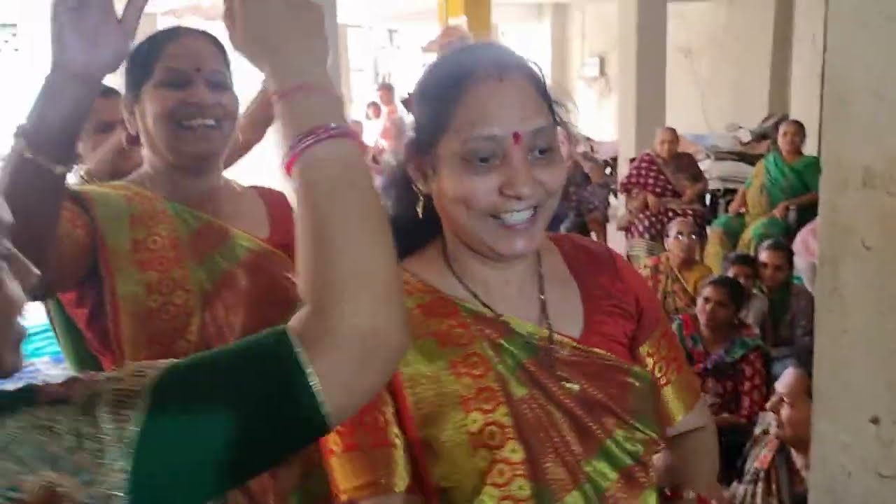 માતાજી🌹(લખેલું છે)વાલી વાલી…લાગે બહુચર માં વાલી લાગે