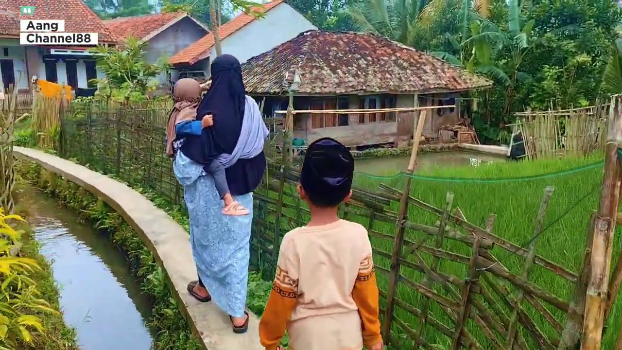 Silaturohmi Kepada Nenek Yang Sudah Tiada Di Dunia Yang Pana Ini #ziarah 