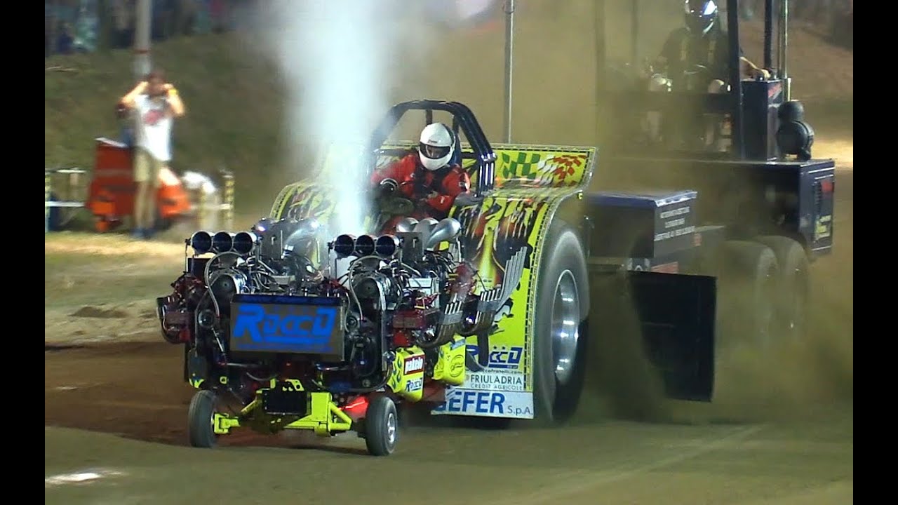 Four NoHemi show! - Tractor Pulling Cervarese Santa Croce 2015