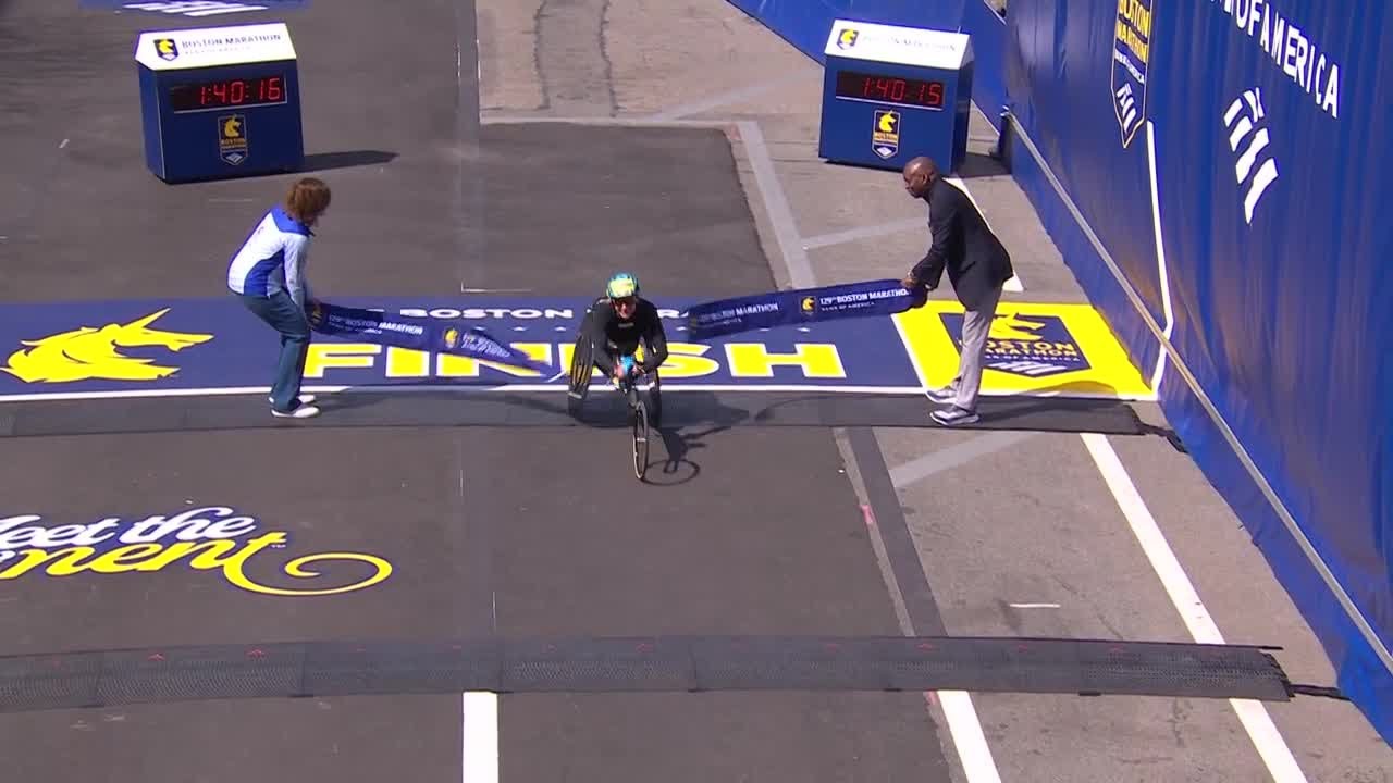 Susannah Scaroni wins her 2nd Boston Marathon