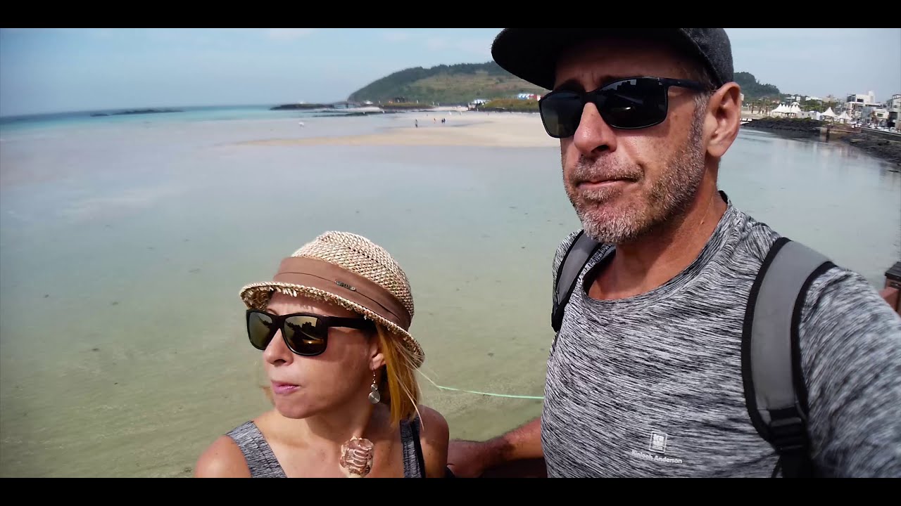 S19EP31 | KOREA | JEJU Hamdeok Beach + Geomonoreum Trail